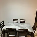 Homestay Marina Court Kk